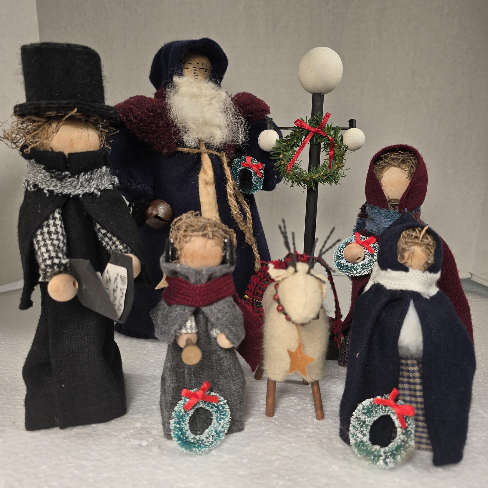 Vintage Penny\'s Pickens Primitive Santa Carolers Reindeer Set 1994 Christmas