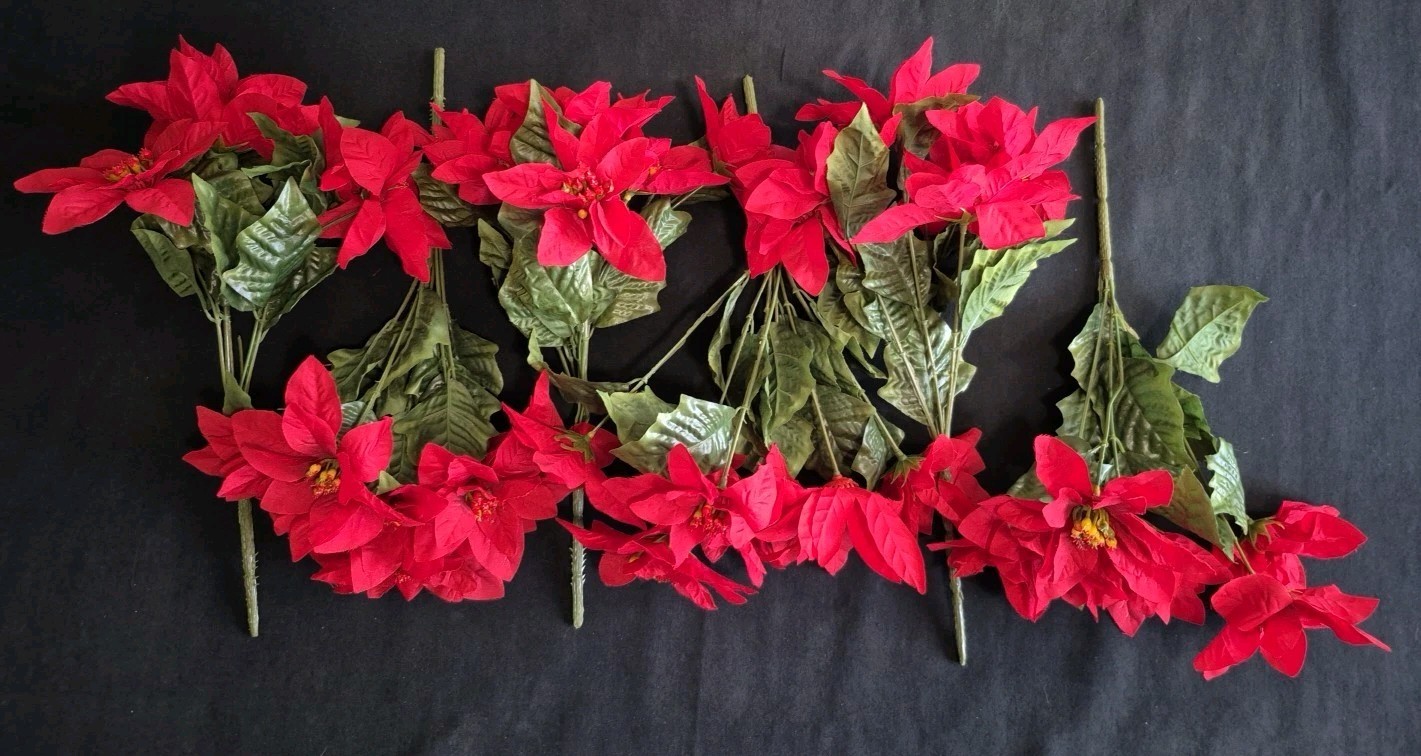 Vintage  POINSETTIA BUSHES 14” Flowers With Berries & Leaves 6 Bushels 