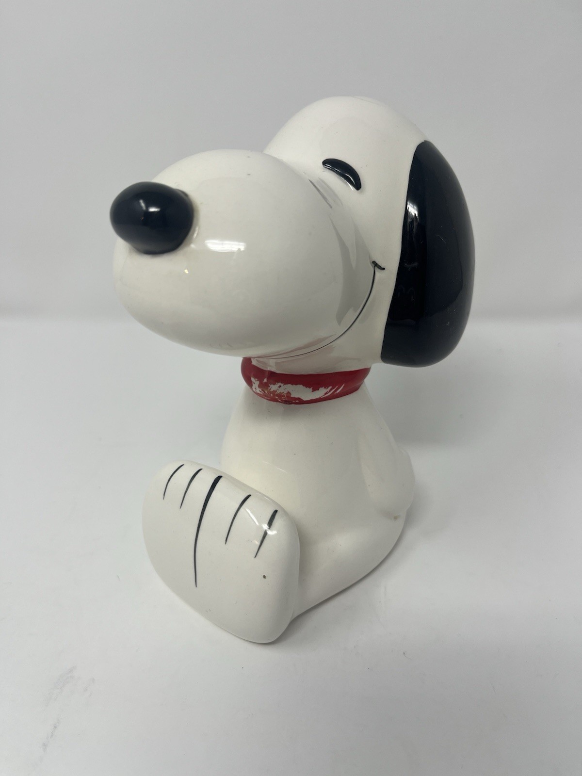 Snoopy Peanuts Ceramic Coin Bank Vintage 1958/1966 Snoopy Peanuts Ceramic Coin Bank Vintage 1958/1966