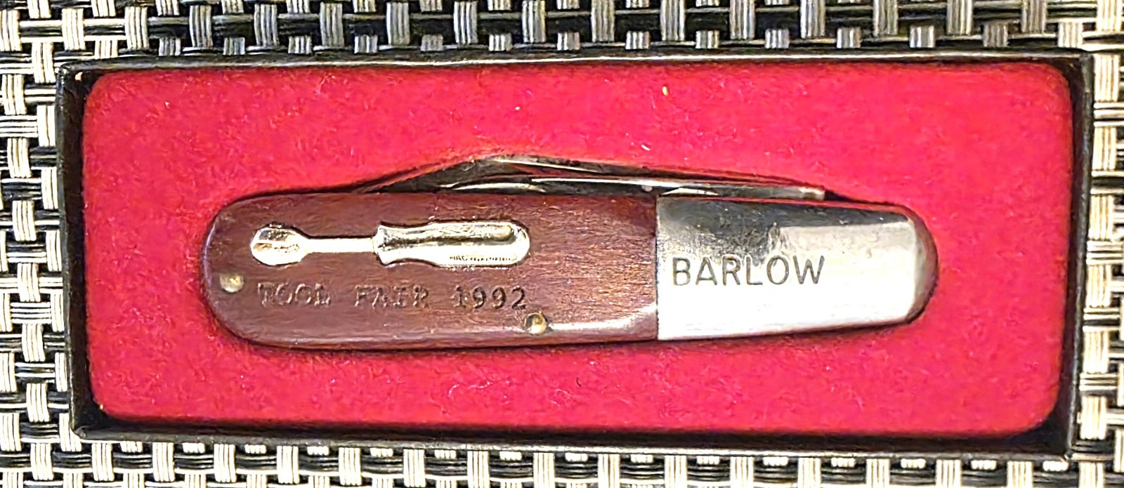 MAC TOOLS PKTF2 SECOND EDITION 1992 TOOL FAIR UTICA COMMEMORATIVE KNIFE USA MAC TOOLS PKTF2 SECOND EDITION 1992 TOOL FAIR UTICA COMMEMORATIVE KNIFE USA