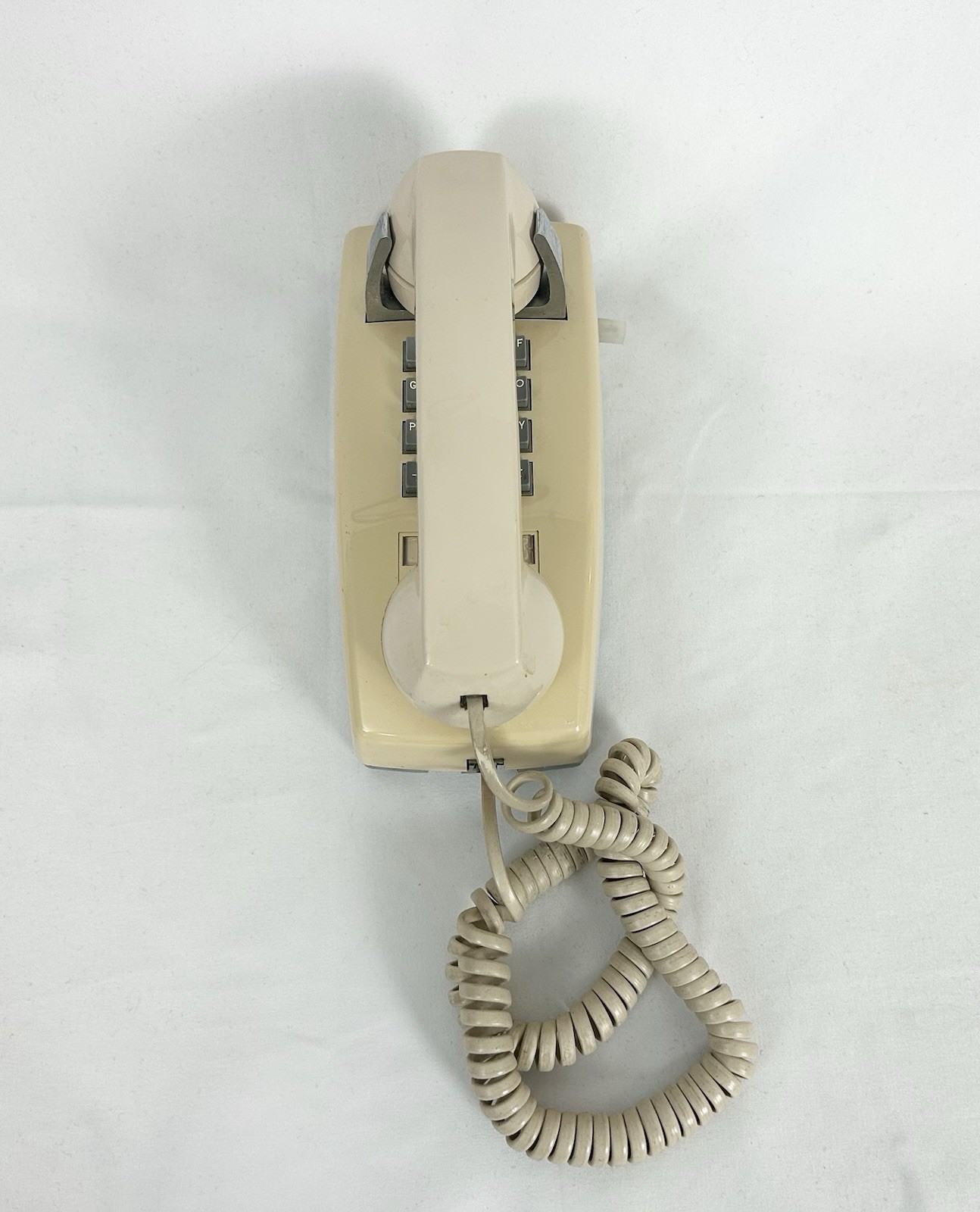 Vintage Western Electric 2554 BMPG Beige Touch Tone Wall Phone Bell System Vintage Western Electric 2554 BMPG Beige Touch Tone Wall Phone Bell System