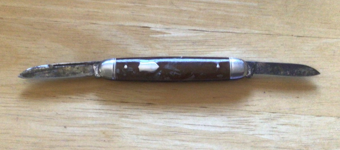 Vintage IMPERIAL PROV USA Smooth Handle w SHIELD Two Blade Folding Pocket Knife Vintage IMPERIAL PROV USA Smooth Handle w SHIELD Two Blade Folding Pocket Knife