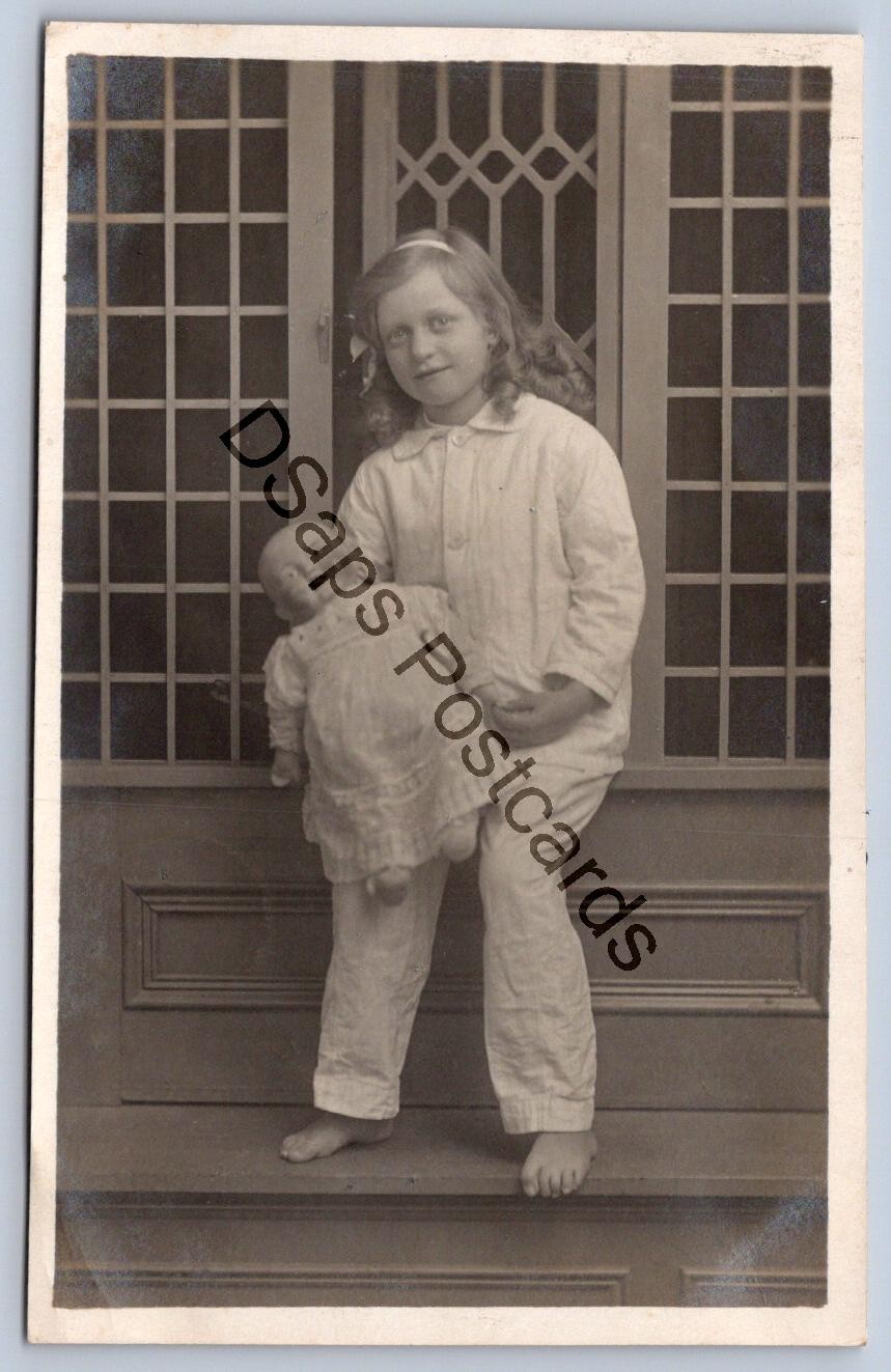 K57/ Cute Child w/ Doll Interesting RPPC Postcard c1910 191