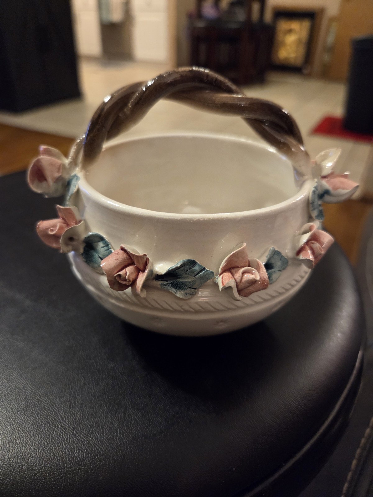 Vintage Made In Italy Capiodimonte Porcelain Basket/Pot Floral 5x4