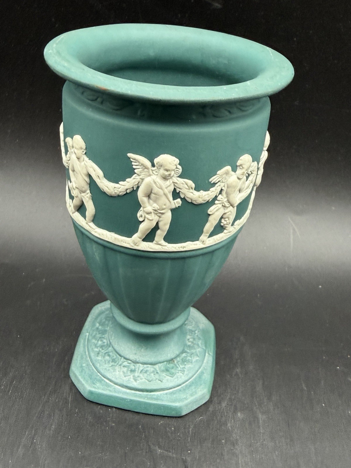 Wedgewood Jasperware Stemmed Vase Spruce Green With Cherubs 4 3/4 “ Wedgewood Jasperware Stemmed Vase Spruce Green With Cherubs 4 3/4 “