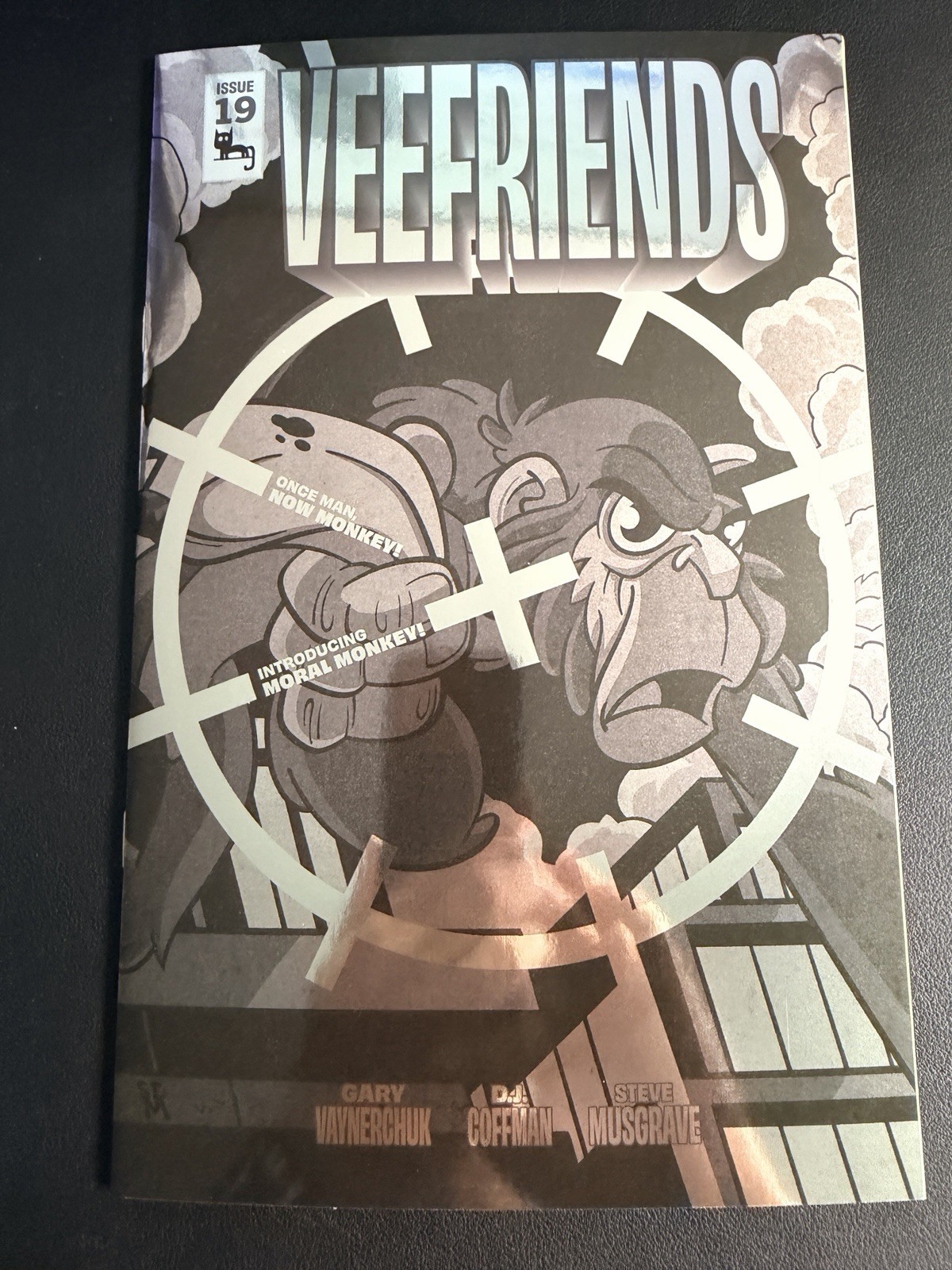 VeeFriends Comic Issue 19 Moral Monkey Silver Foil /55 RARE VF