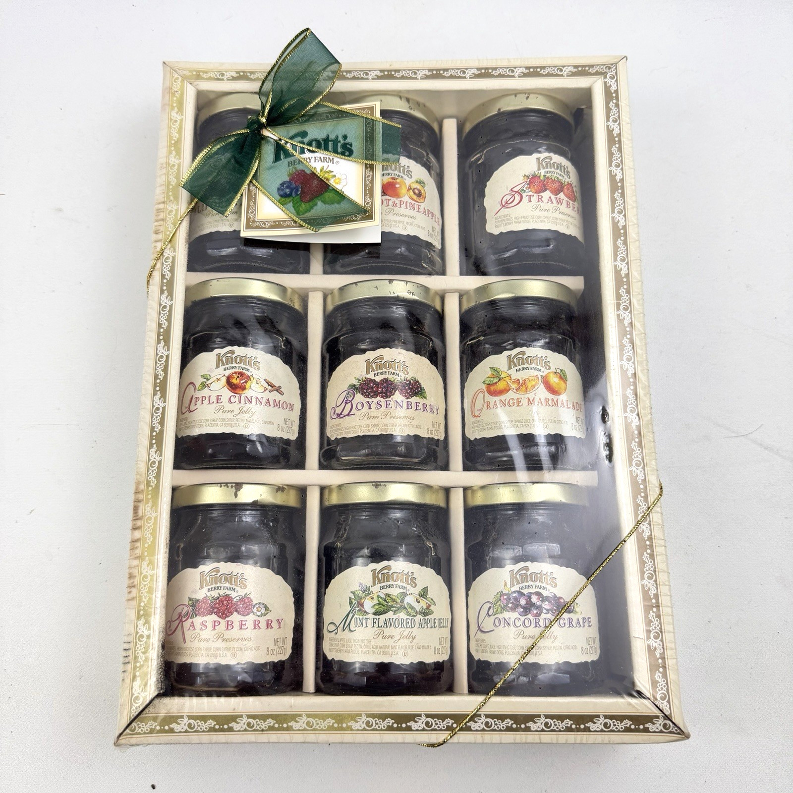 Vtg Knotts Berry Farm Collectable Jelly Jam Preserves Jars Gift Box Set Sealed Vtg Knotts Berry Farm Collectable Jelly Jam Preserves Jars Gift Box Set Sealed