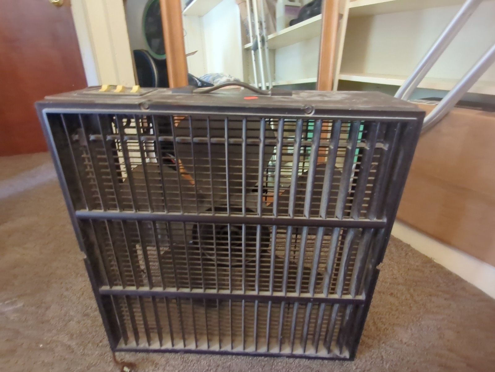 Vintage Edison Comfort Conditioner Box Fan Vintage Edison Comfort Conditioner Box Fan
