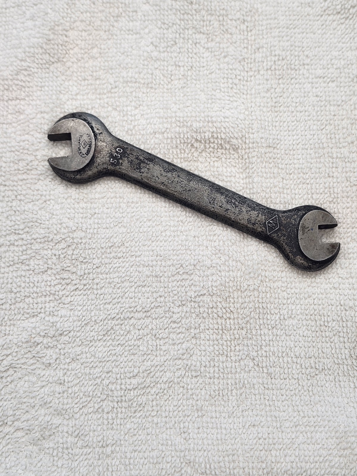 Vintage J.H. Williams & Co. 530 Double Open End Wrench 7/32” 3/8” Chicago USA Vintage J.H. Williams & Co. 530 Double Open End Wrench 7/32” 3/8” Chicago USA