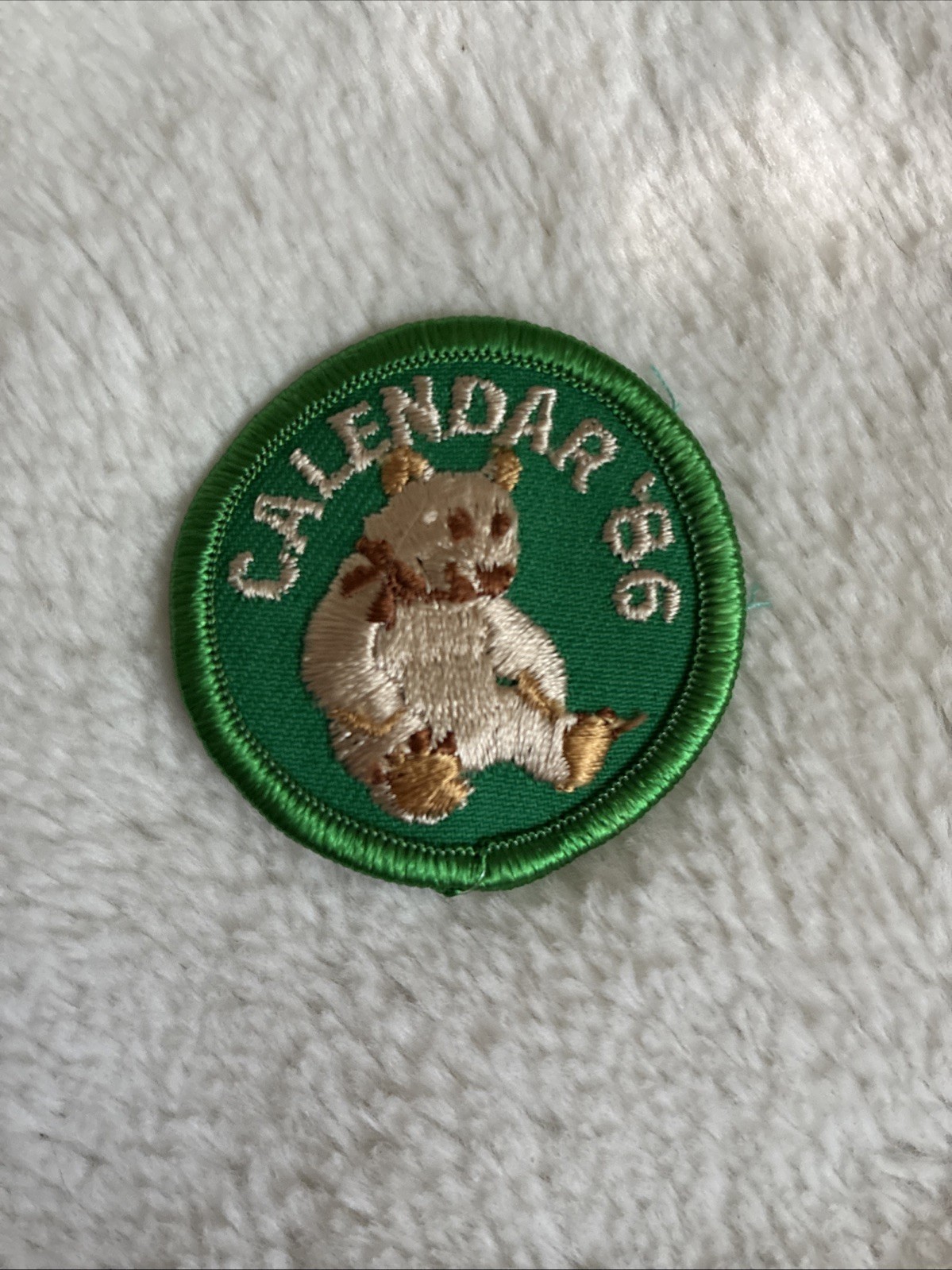 Vintage Girl Scout Embroidered Patch G.S. Calendars 1986 Bear 80s Retro Scouts Vintage Girl Scout Embroidered Patch G.S. Calendars 1986 Bear 80s Retro Scouts