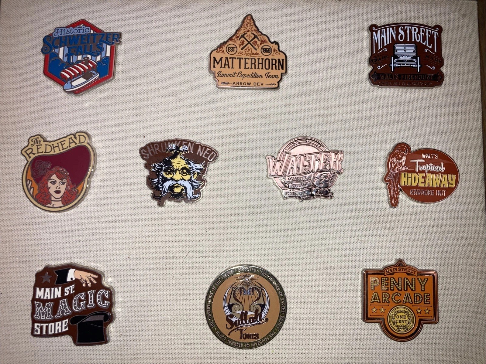 DISNEY Pins TWENTY EIGHT & MAIN Full Set Including 2 Chasers Disneyland