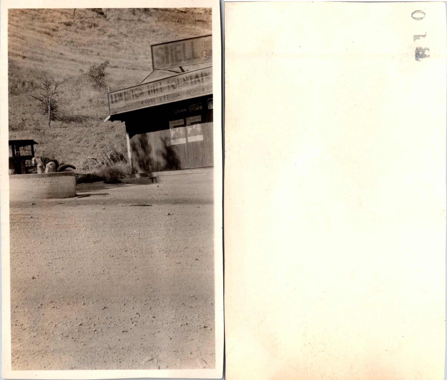 1920s Ford Motel T at Lewiston Hill, ID Fountain Store B+W Photo S0050