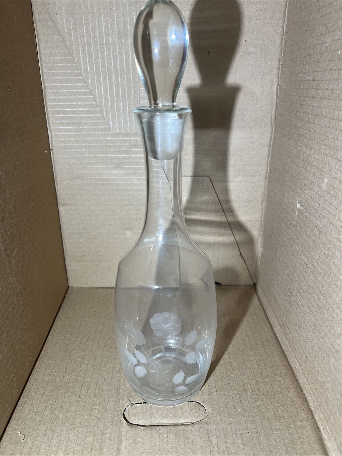 Vintage Clear Glass Decanter,flowers Design