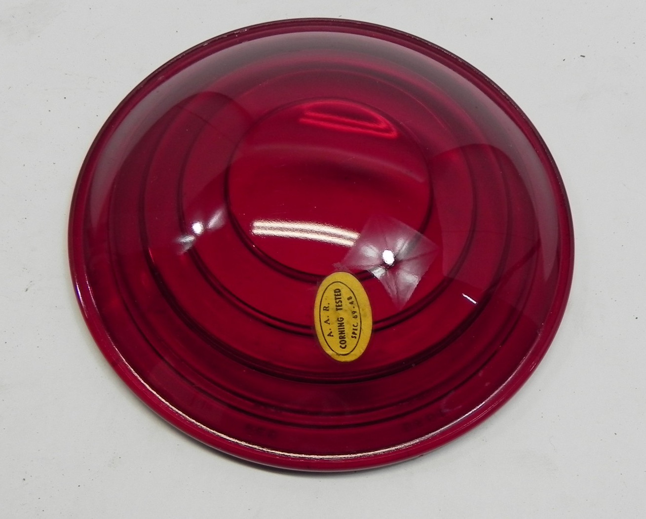 VINTAGE CORNING #1935 RED GLASS RAILROAD LAMP AAR SPEC LIGHT LENS NOS 5\