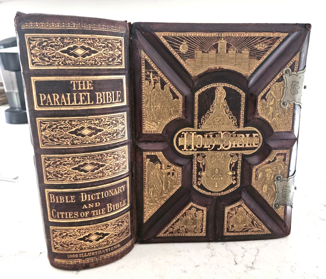1885 antique Bible Parallel columns family pictorial w/clasps 1800's