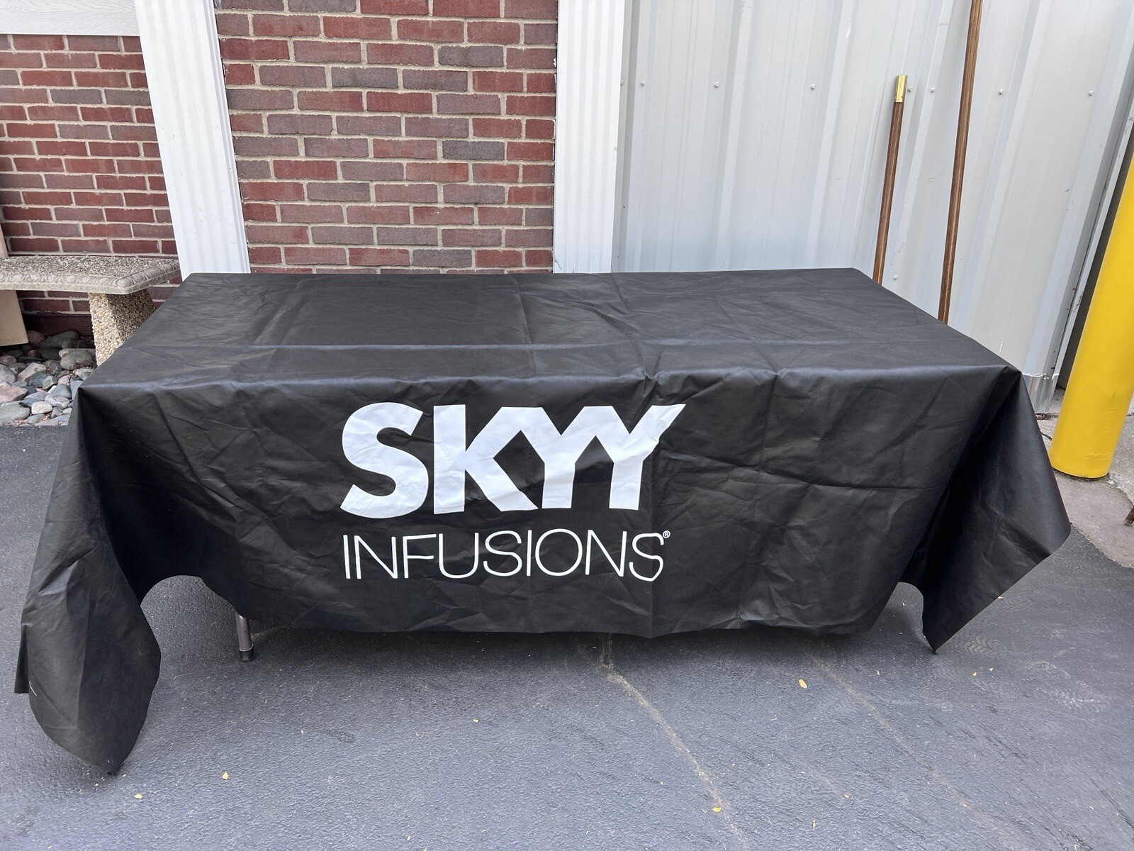 Skyy Infusions Vodka Professional TABLECLOTH Promo Vender Black Table Cover