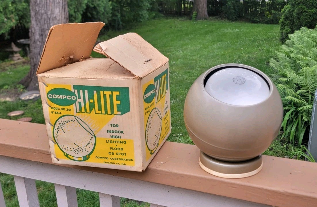  VINTAGE COMPCO 8” BALL LIGHT Flood , Spot HI-LITE Mod MID CENTURY MODERN