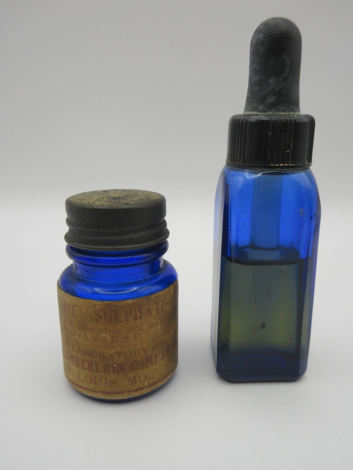Lot of 2 Vtg Medicine Apothecary Bottles Cobalt Blue Chamberlain Company