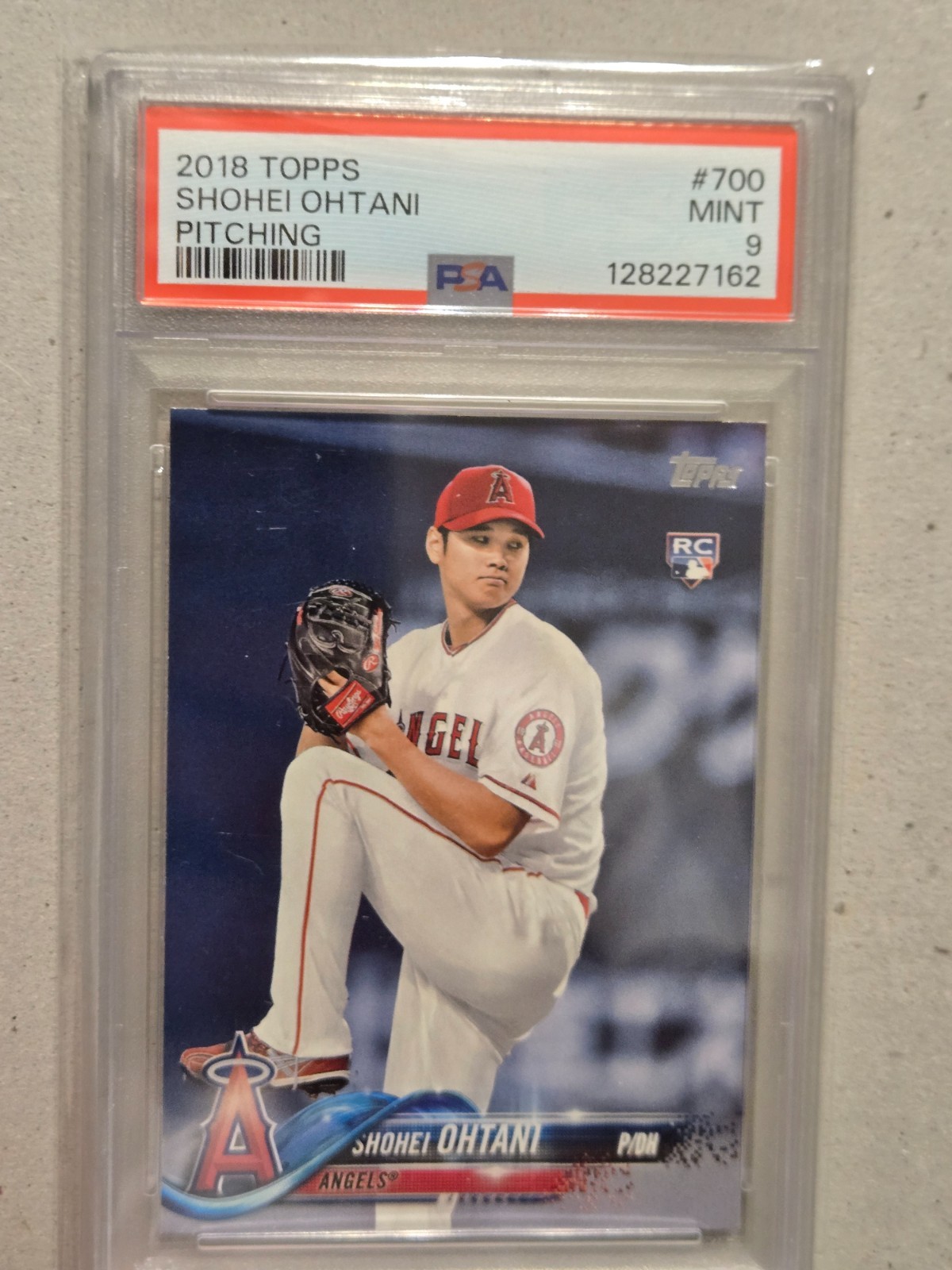 2018 TOPPS SHOHEI OHTANI #700 ROOKIE CARD GRADED PSA 9 MINT