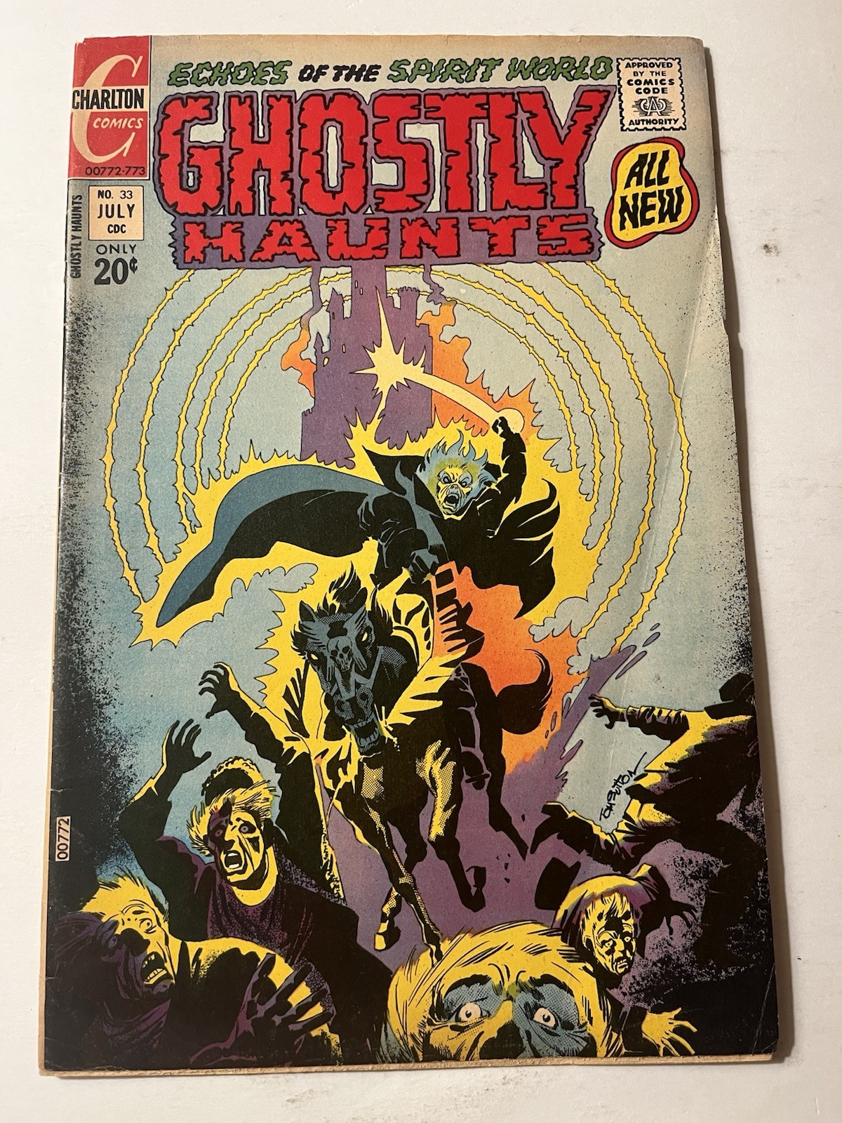 GHOSTLY HAUNTS #33 Charlton Comics July 1933 Horror Suspense VG/FN 5.0