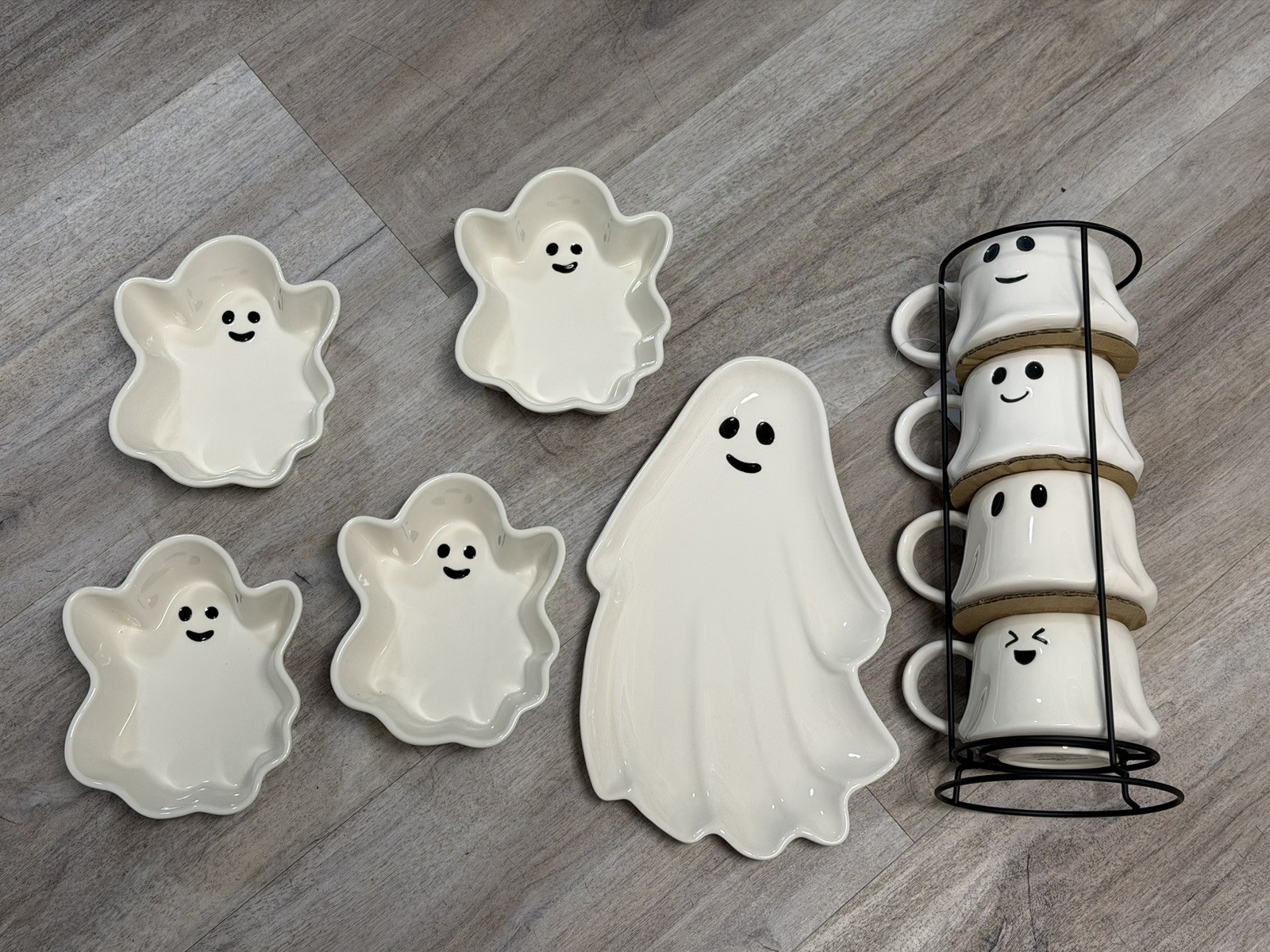WAY TO CELEBRATE Halloween Set STACKING GHOST MUGS , 4 Bowls , Platter Fall NEW