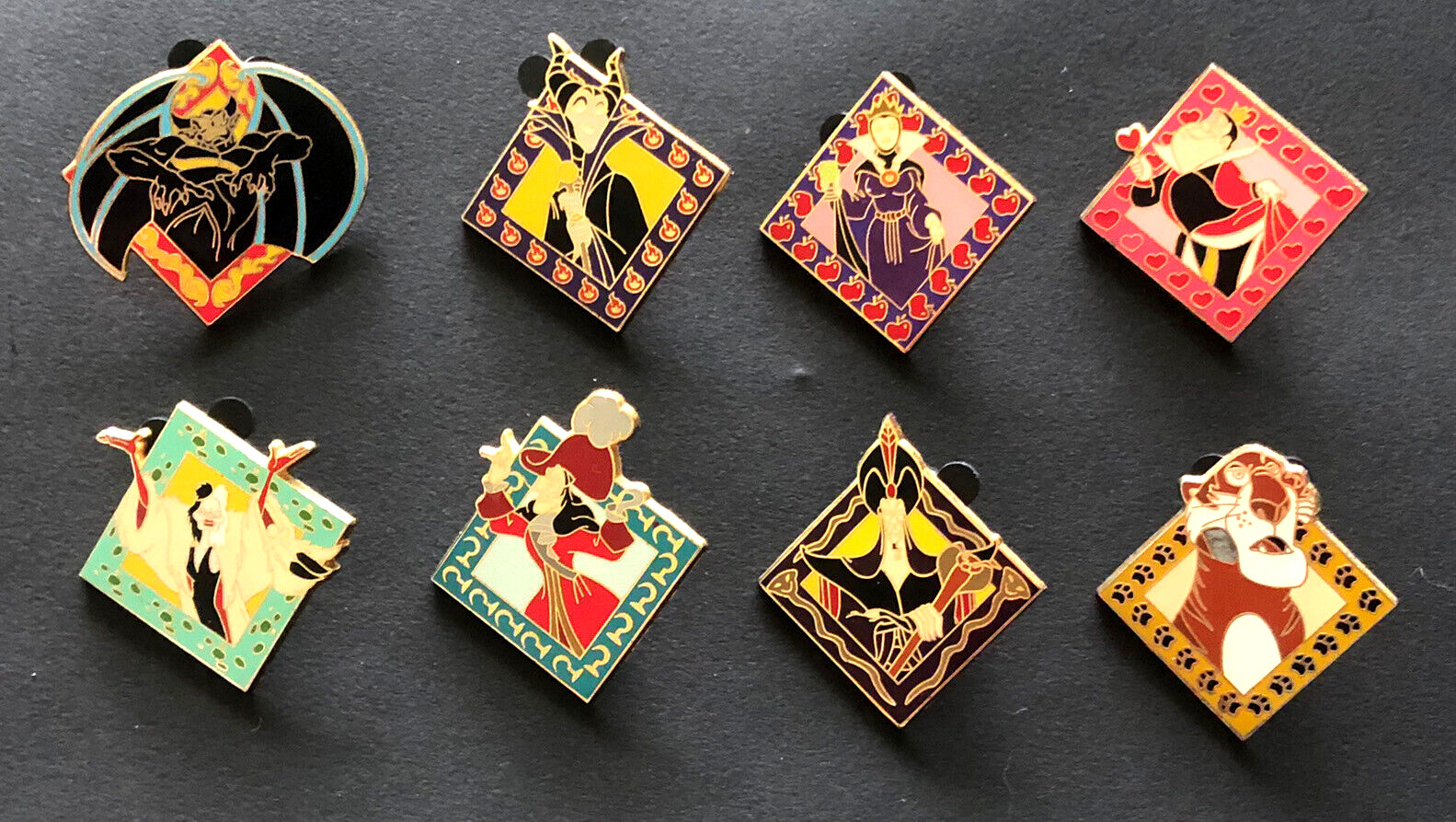 2005 OFFICIAL DISNEY VILLAIN PIN LOT OF 8 PINS - CHERNABOG MALEFICENT EVIL QUEEN