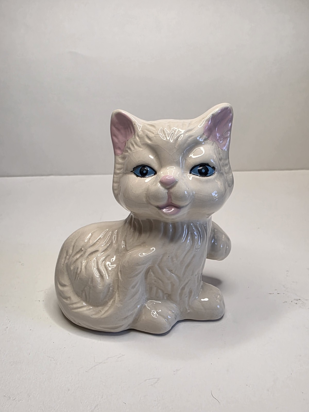 Vintage Ceramic White Cat Figurine Mid Century Kitsch Big Blue Eyes 4