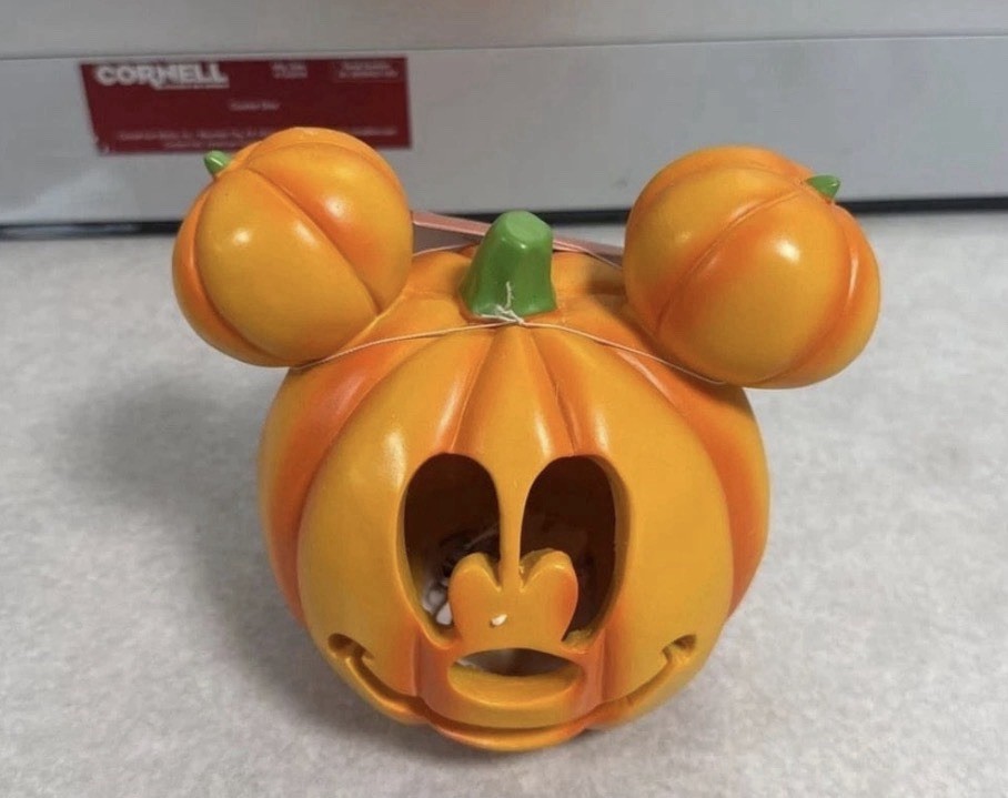 NEW Disney Mickey Mouse Light Up Pumpkin Halloween