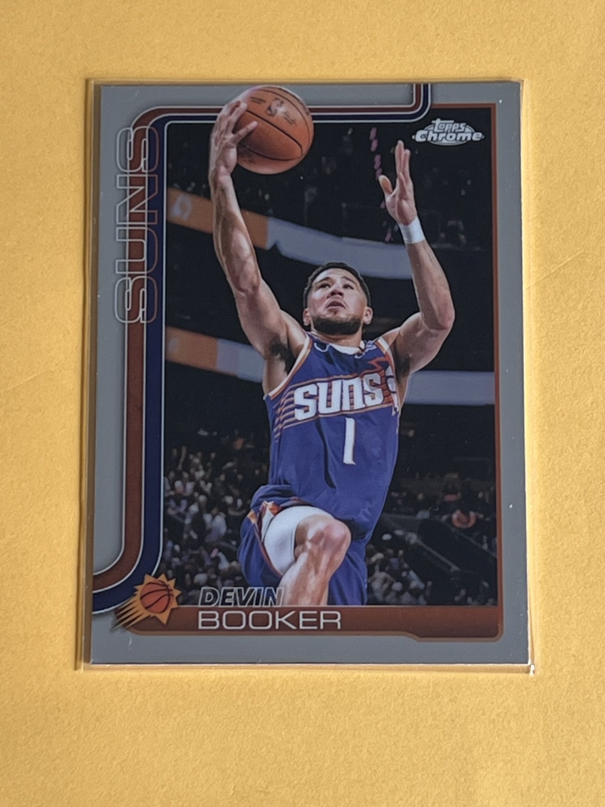 2025-26 Card Topps Chrome NBA DAVIN BOOKER PHOENIX SUNS 2025-26 Card Topps Chrome NBA DAVIN BOOKER PHOENIX SUNS