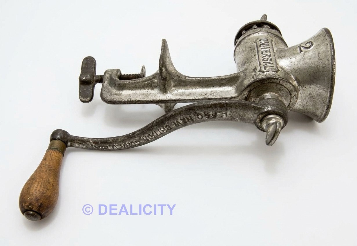 MEAT GRINDER ~Antique LF&C Universal No. 2 Food Hand Crank Table Mount USA Ⓥ X8