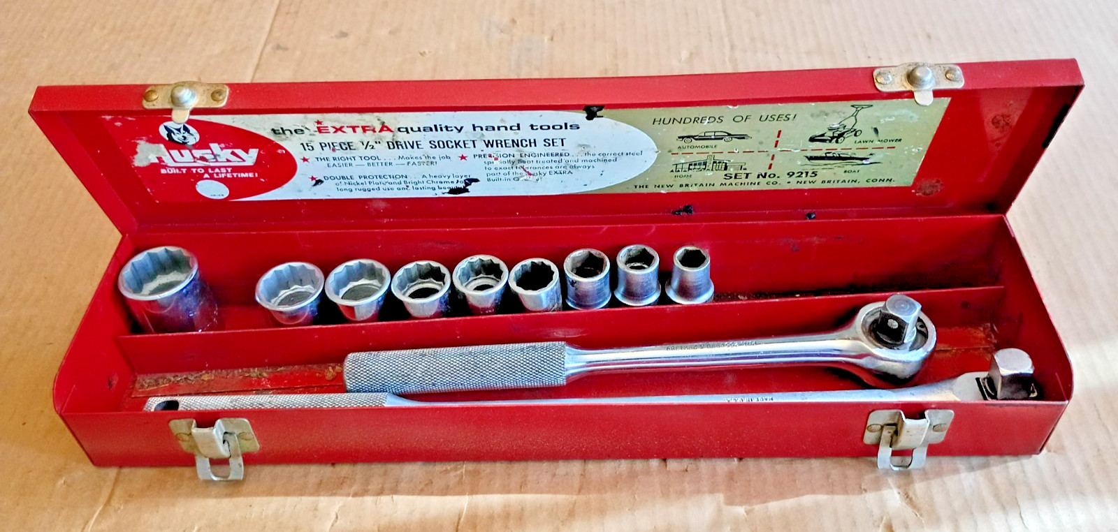 Vintage HUSKY 11 pc. 1/2\