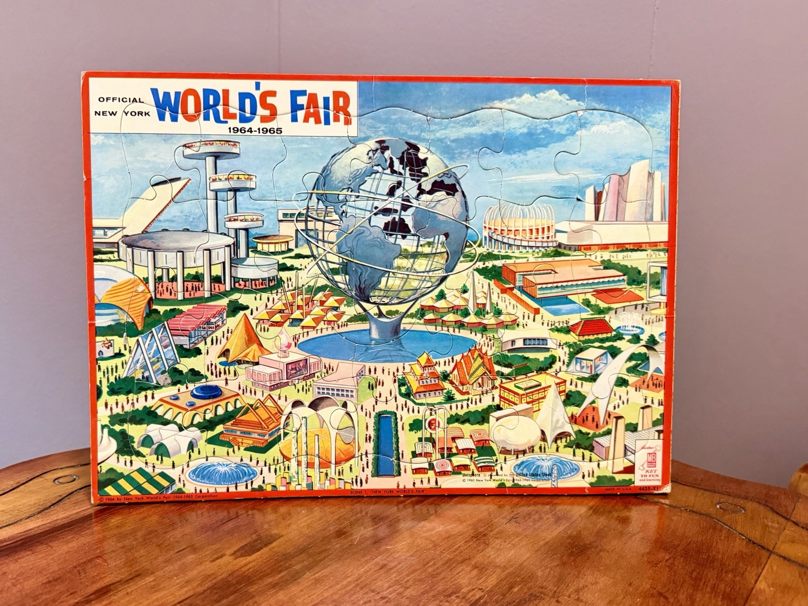 1964-1965 New York World’s Fair Official Inlaid Puzzle Unisphere Vintage MB