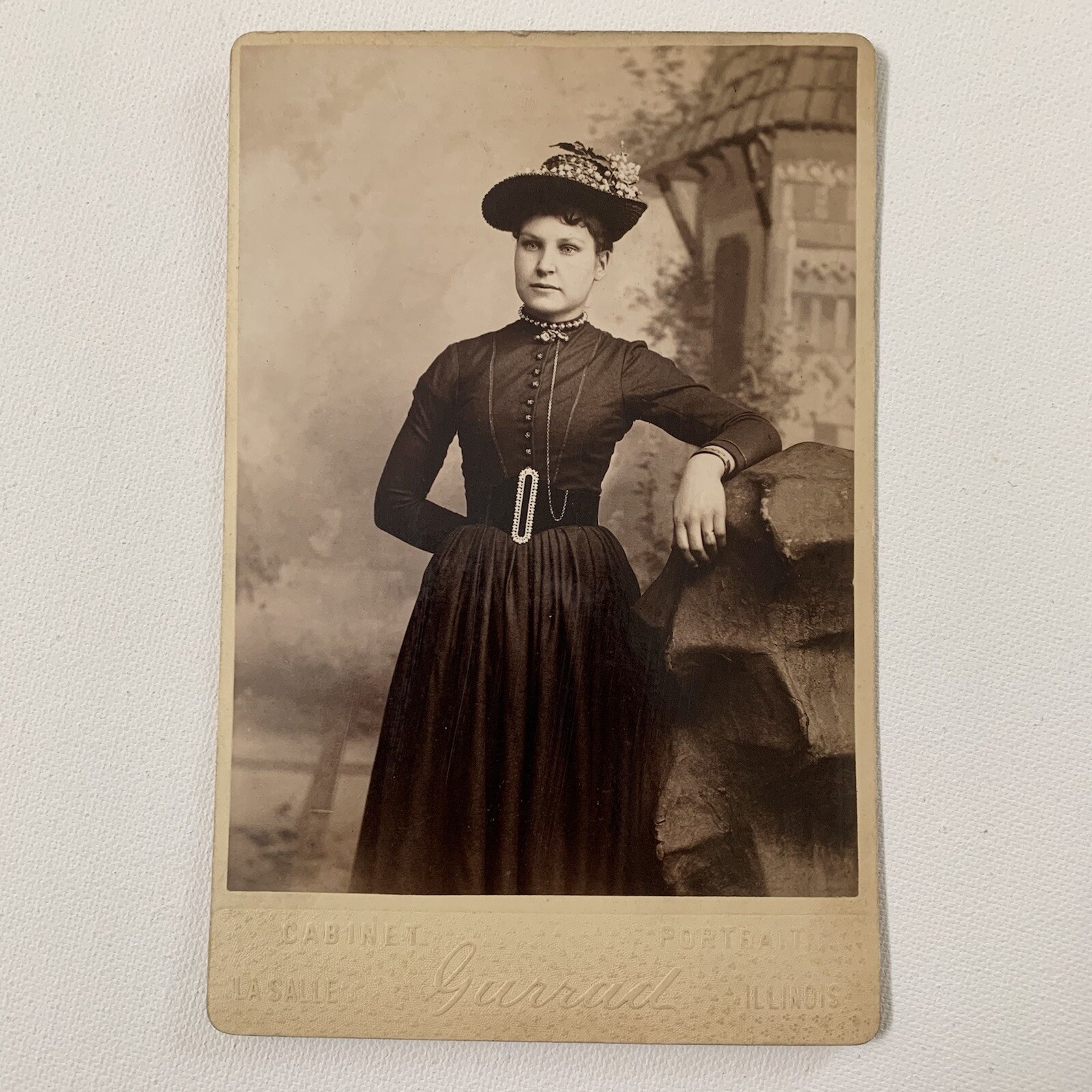 Antique Cabinet Card Photo Beautiful Young Fashionable Woman Hat La Salle IL