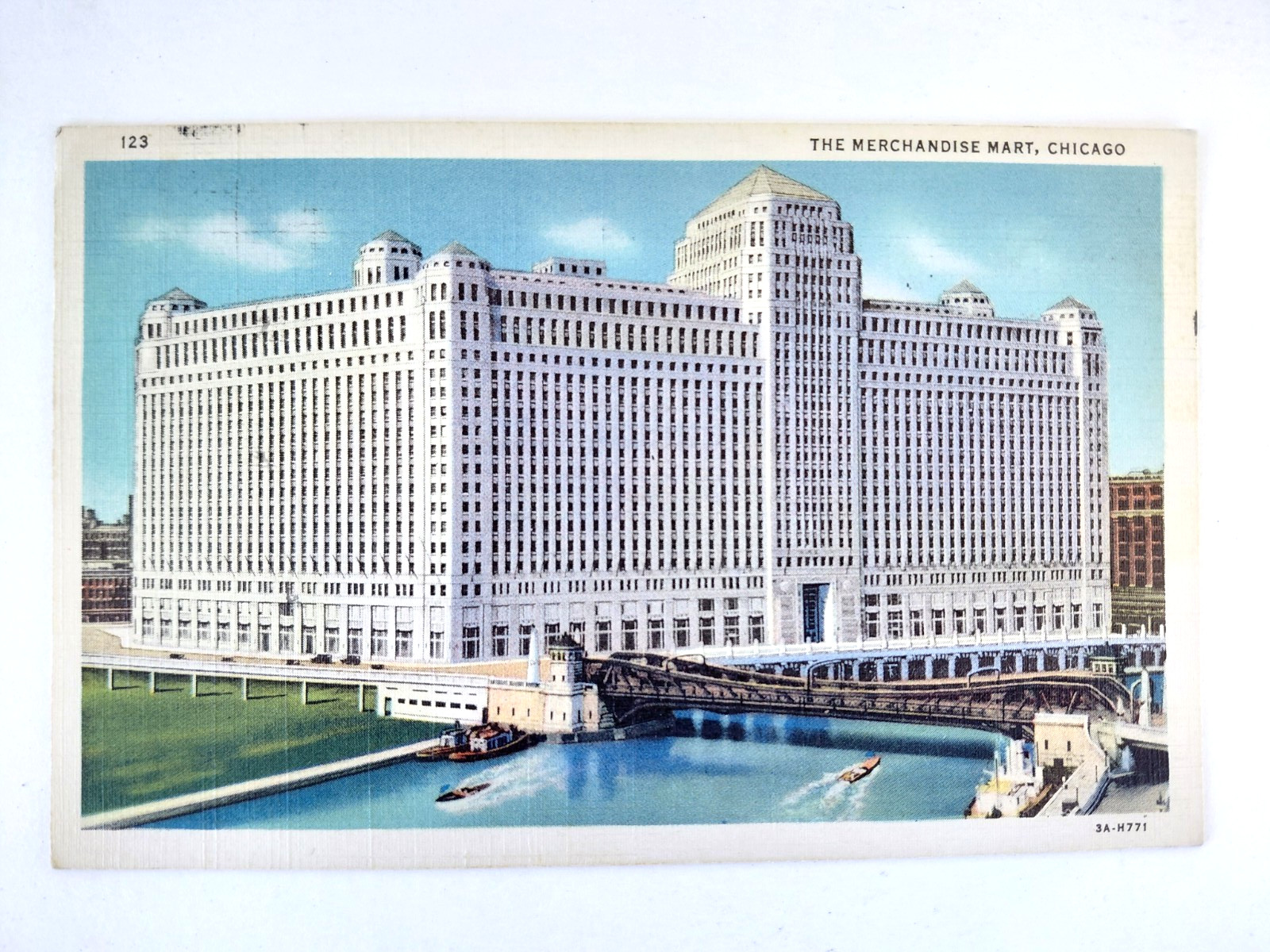 VTG Postcard The Merchandise Mart Chicago IL Linen Posted 1934