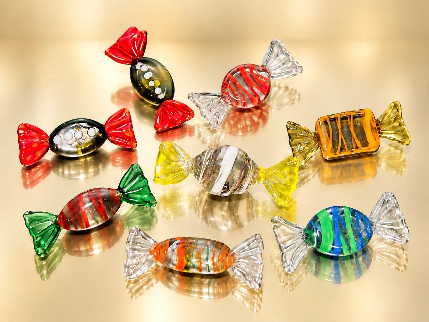 Lot of 12 Vintage Murano Blown Candy Glass Wrapped Art Pieces   Italy