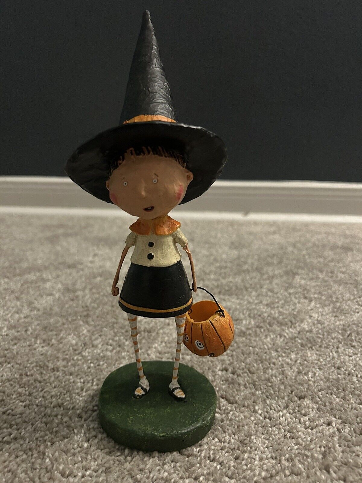 Adorable Vintage Lori Mitchell Figurine ~ Halloween Witchy Helen