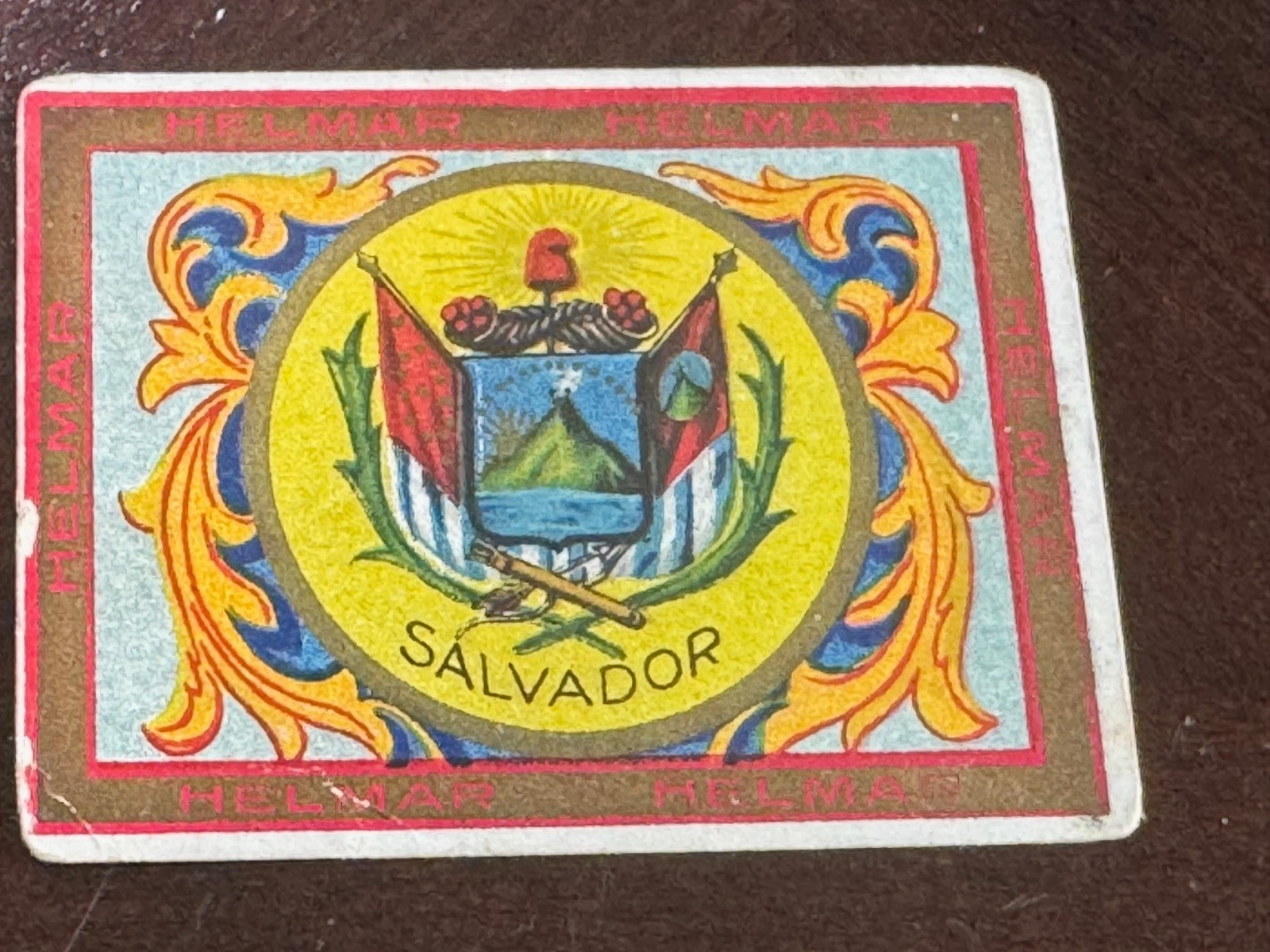 B-043 HELMAR TURKISH CIGARETTES Trade Card - Salvador Coat of Arms B-043 HELMAR TURKISH CIGARETTES Trade Card - Salvador Coat of Arms