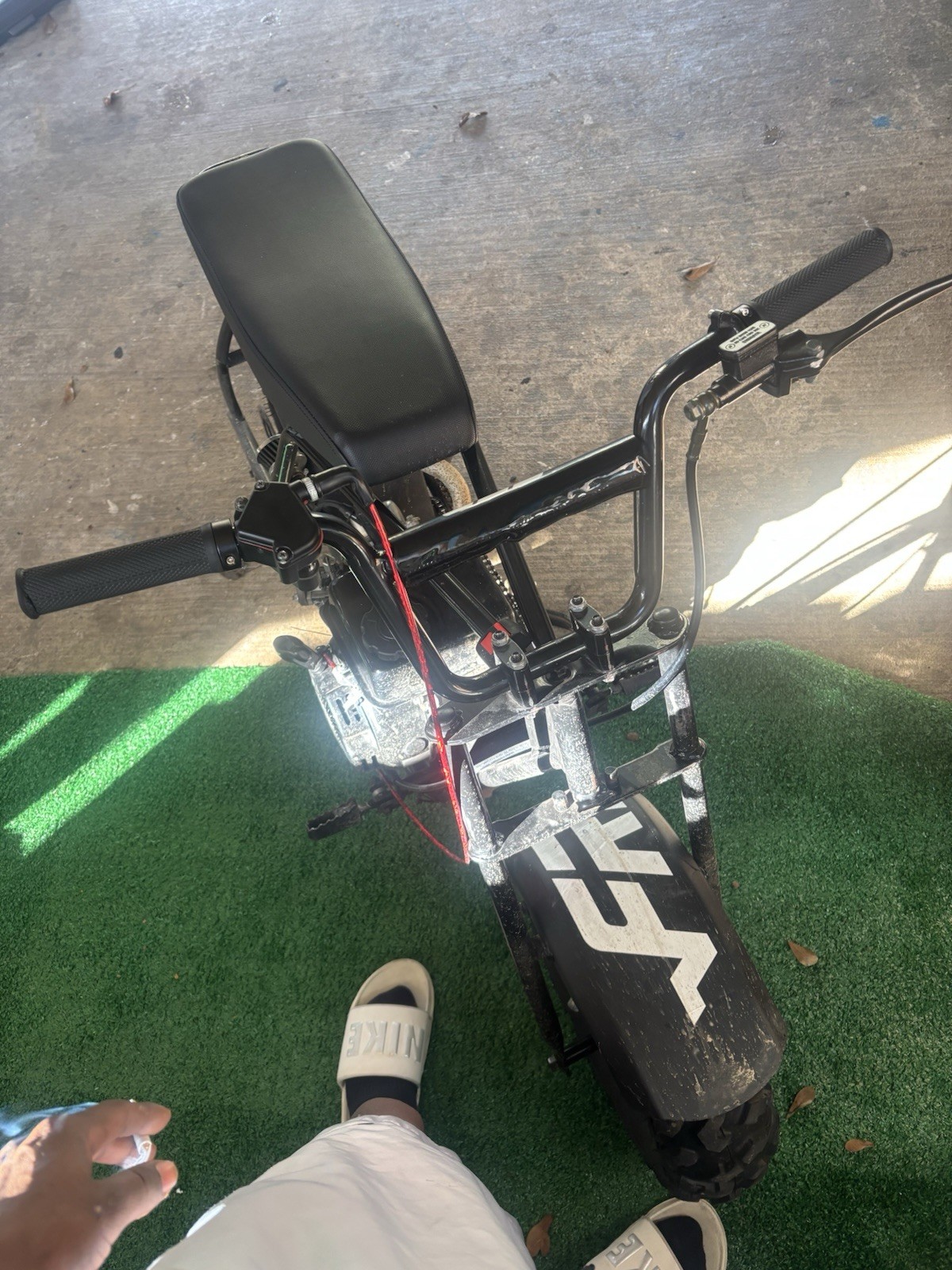 FRP Mini Dirt Bike GMB100 99 CC Gas Powered, 4-Stroke, 3HP, Off-Road FRP Mini Dirt Bike GMB100 99 CC Gas Powered, 4-Stroke, 3HP, Off-Road
