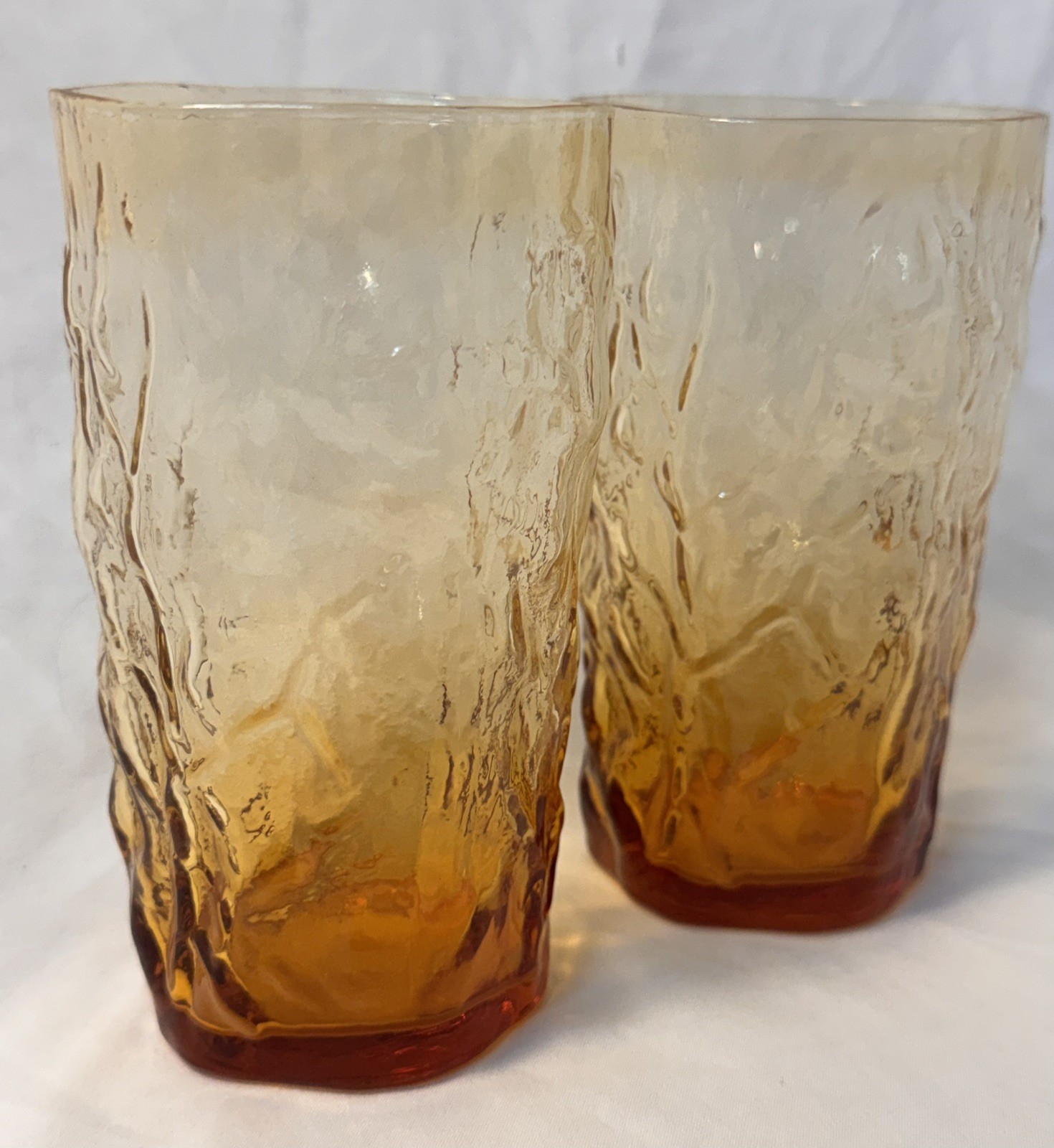 1970s Seneca Driftwood Amber Crinkle Glass Highball Tumblers Cups Set 2 Vintage 1970s Seneca Driftwood Amber Crinkle Glass Highball Tumblers Cups Set 2 Vintage