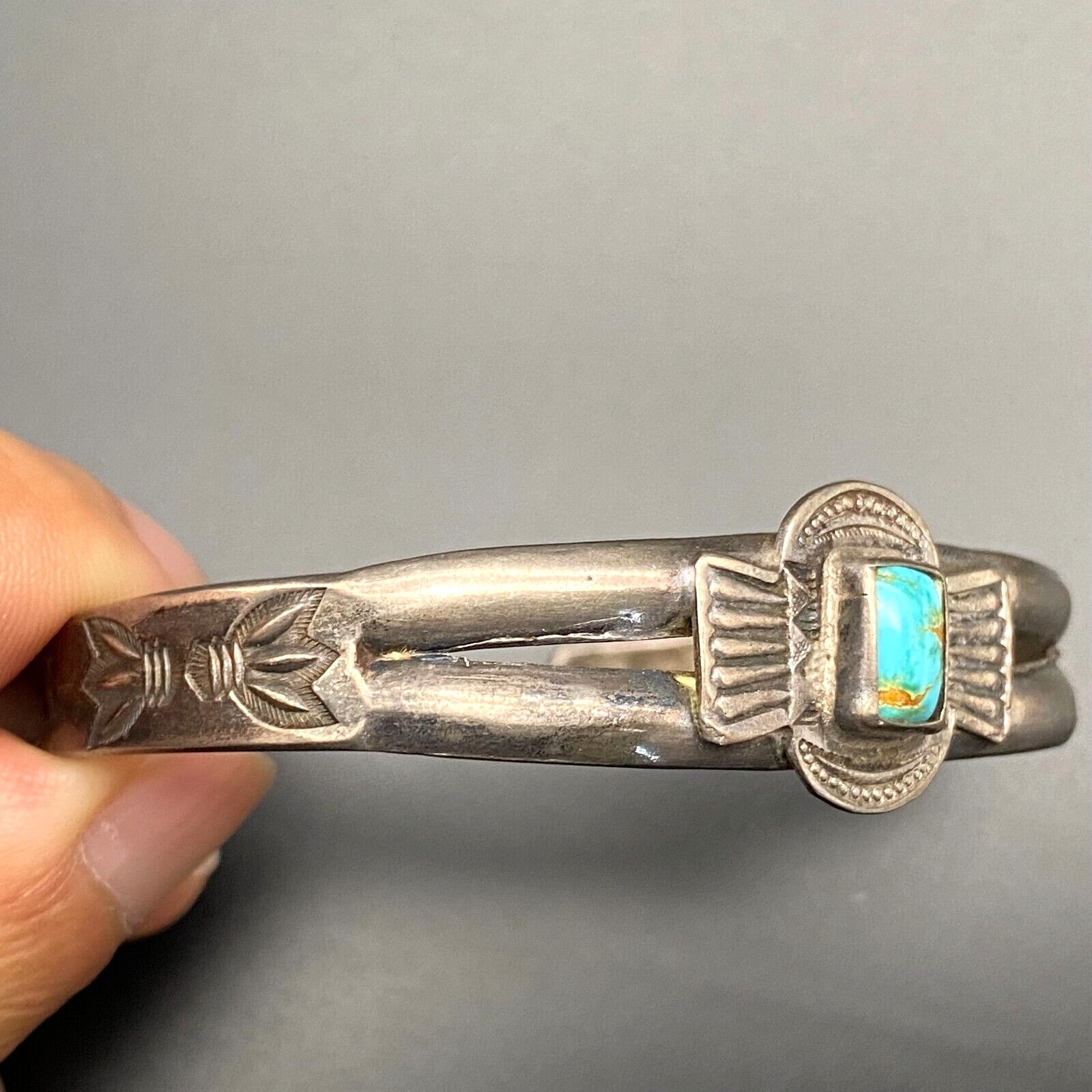 Vintage Navajo Austin Ike Wilson Turquoise Stampwork Silver Bracelet 6-1/2\