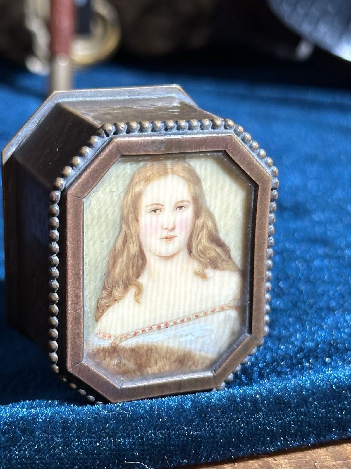 Antique Miniature Portrait Dresser Trinket Box - Wilhelmine Sulzer After Stieler