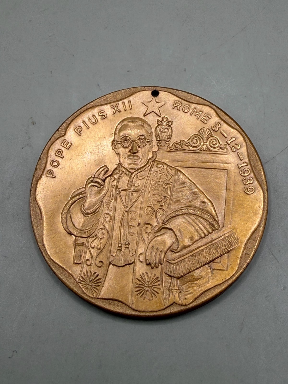 Vintage Pope Pius XII Rome 3-12-1939 Medal Behold Saint Christopher Religious Vintage Pope Pius XII Rome 3-12-1939 Medal Behold Saint Christopher Religious