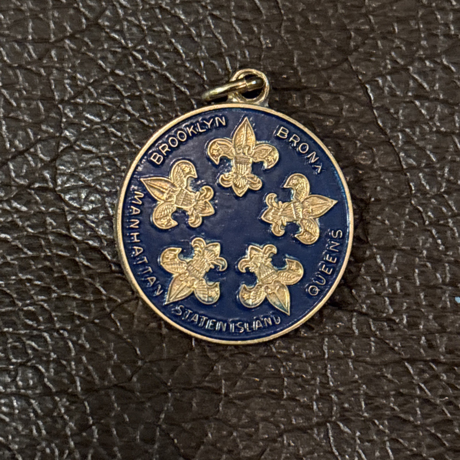 Vintage BSA Boy Scouts of America NYC 5 Boroughs Pinback gold tone blue 1950s Vintage BSA Boy Scouts of America NYC 5 Boroughs Pinback gold tone blue 1950s