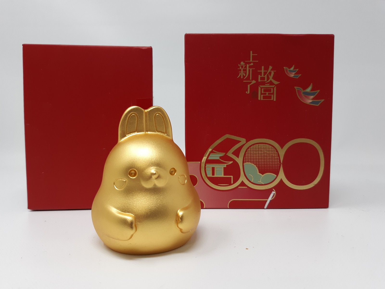TONGSHIFU Golden Rabbit Figurine 萌之归宝-吉兔纳福 New Chinese New Year Decor TONGSHIFU Golden Rabbit Figurine 萌之归宝-吉兔纳福 New Chinese New Year Decor
