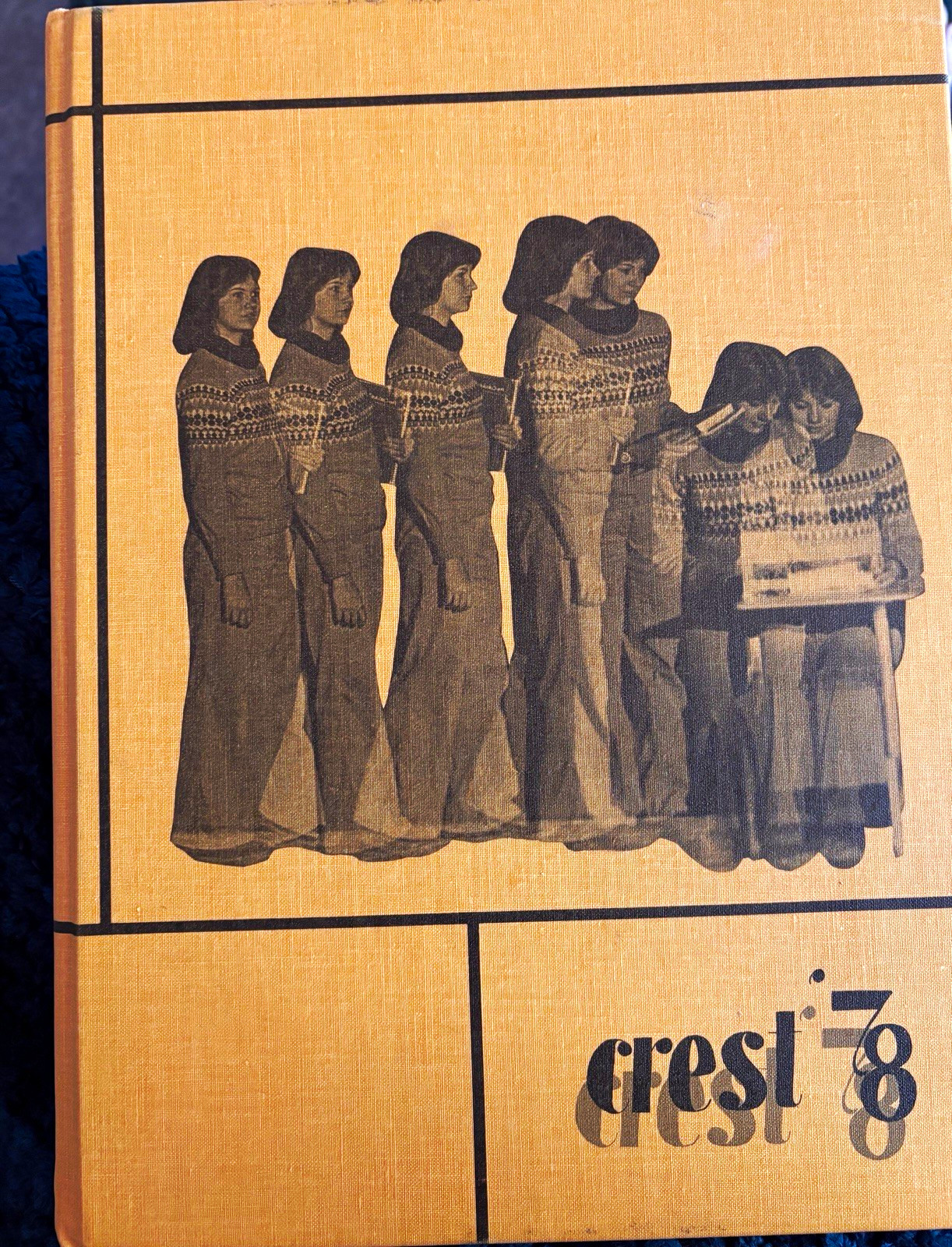1978 Prospect HS (Mt Prospect, Il) HS Yearbook + 5 Prospector Newspapers