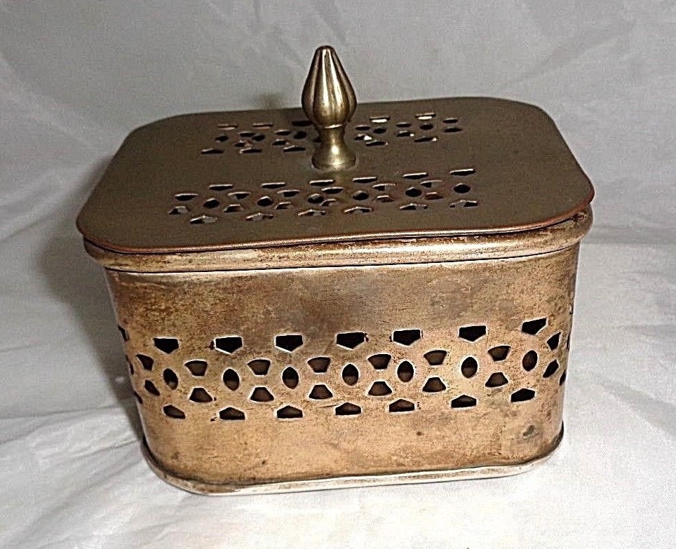  JUDAICA MID CENTURY METAL ETROG BOX
