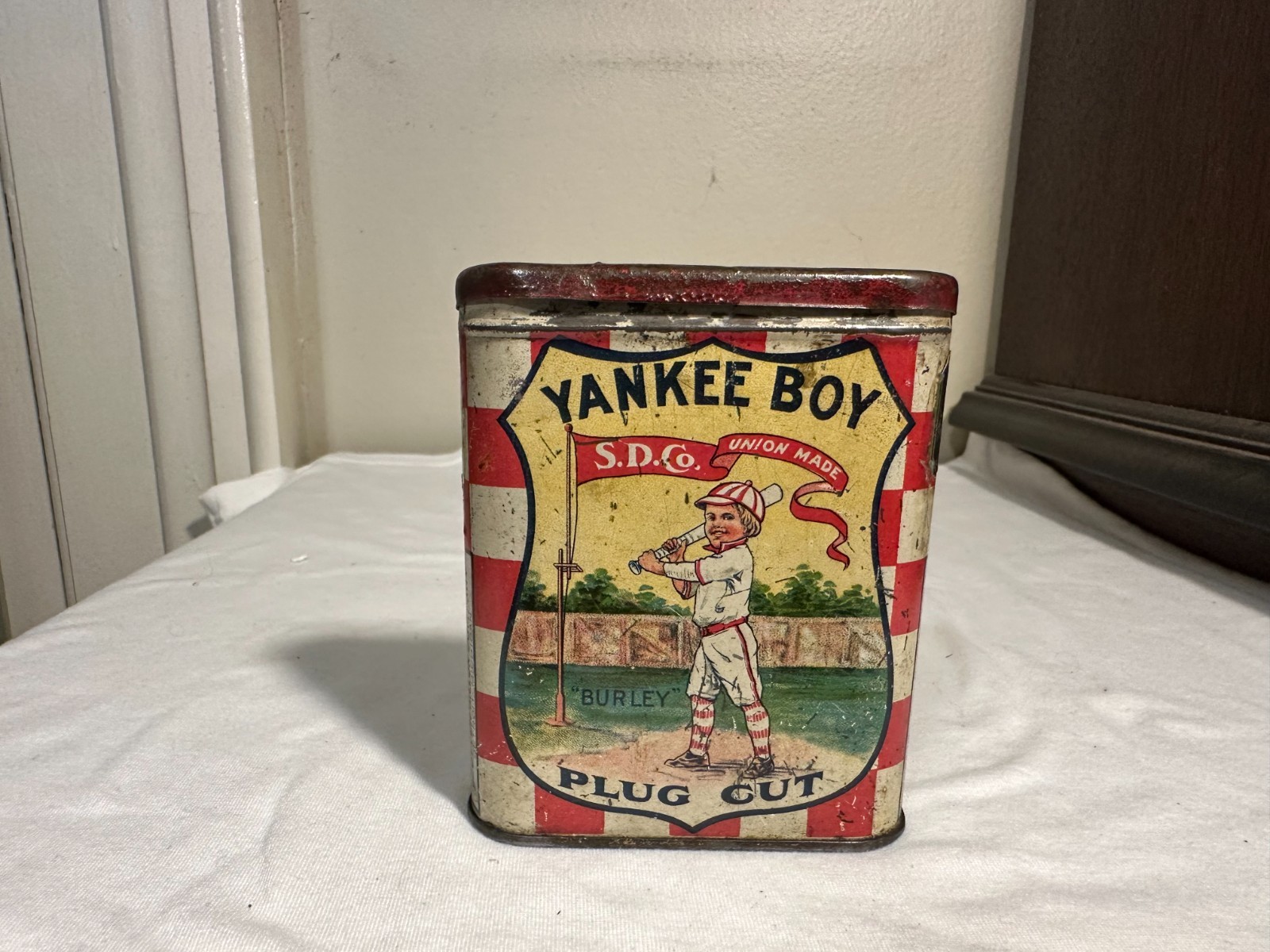YANKEE BOY TOBACCO TIN with TAX STAMP YANKEE BOY TOBACCO TIN with TAX STAMP
