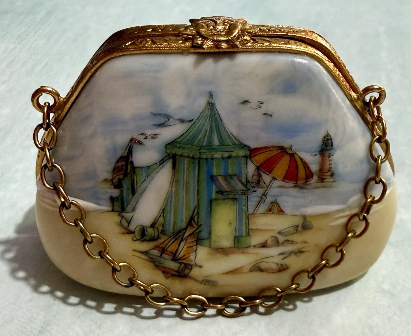 LIMOGES France Fait Main Trinket Box HANDBAG PURSE Beach ARTORIA