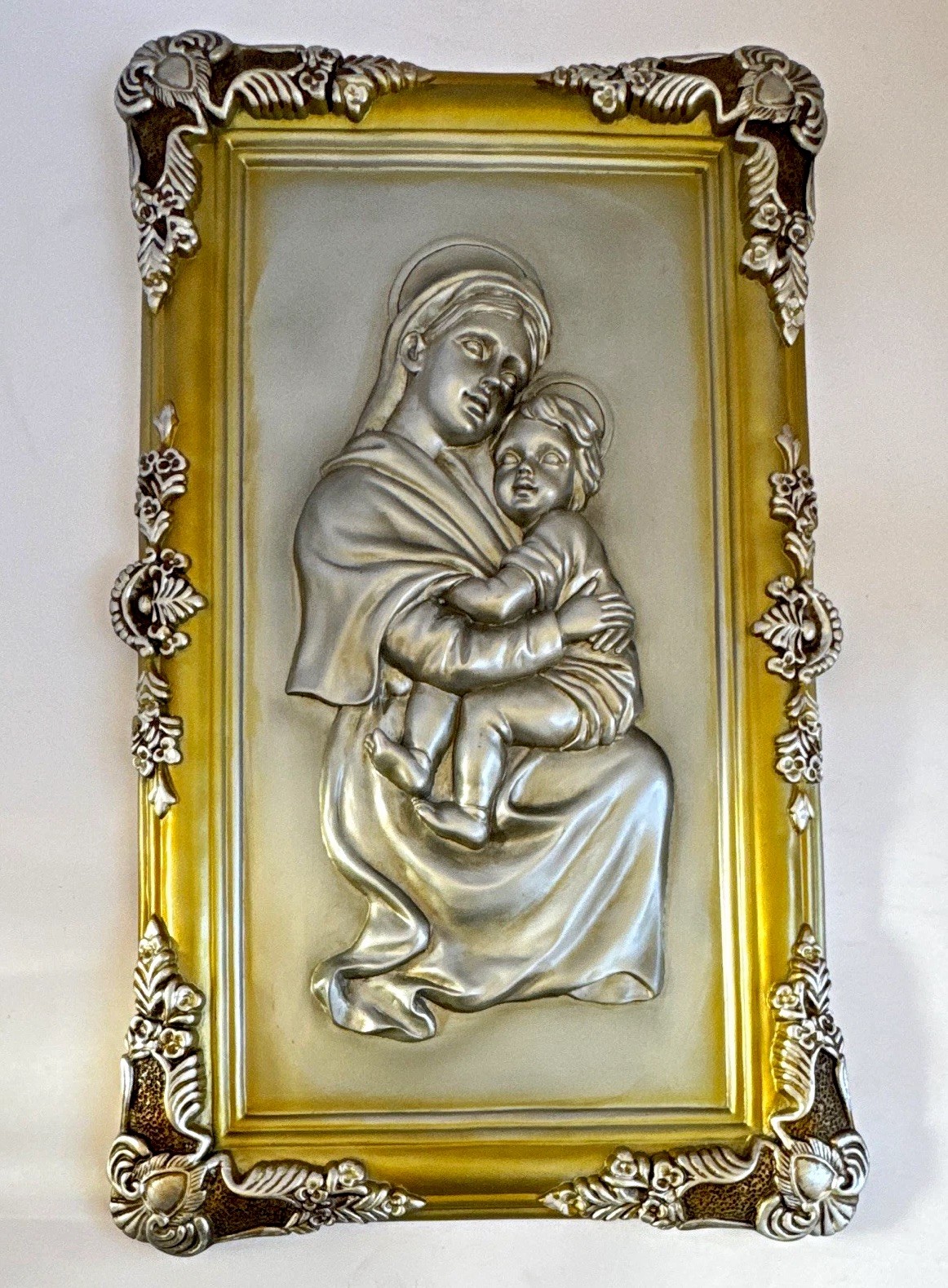 Vintage Florentine Madonna & Child 3D Resin Wall Plaque Gold Silver Tone 16\