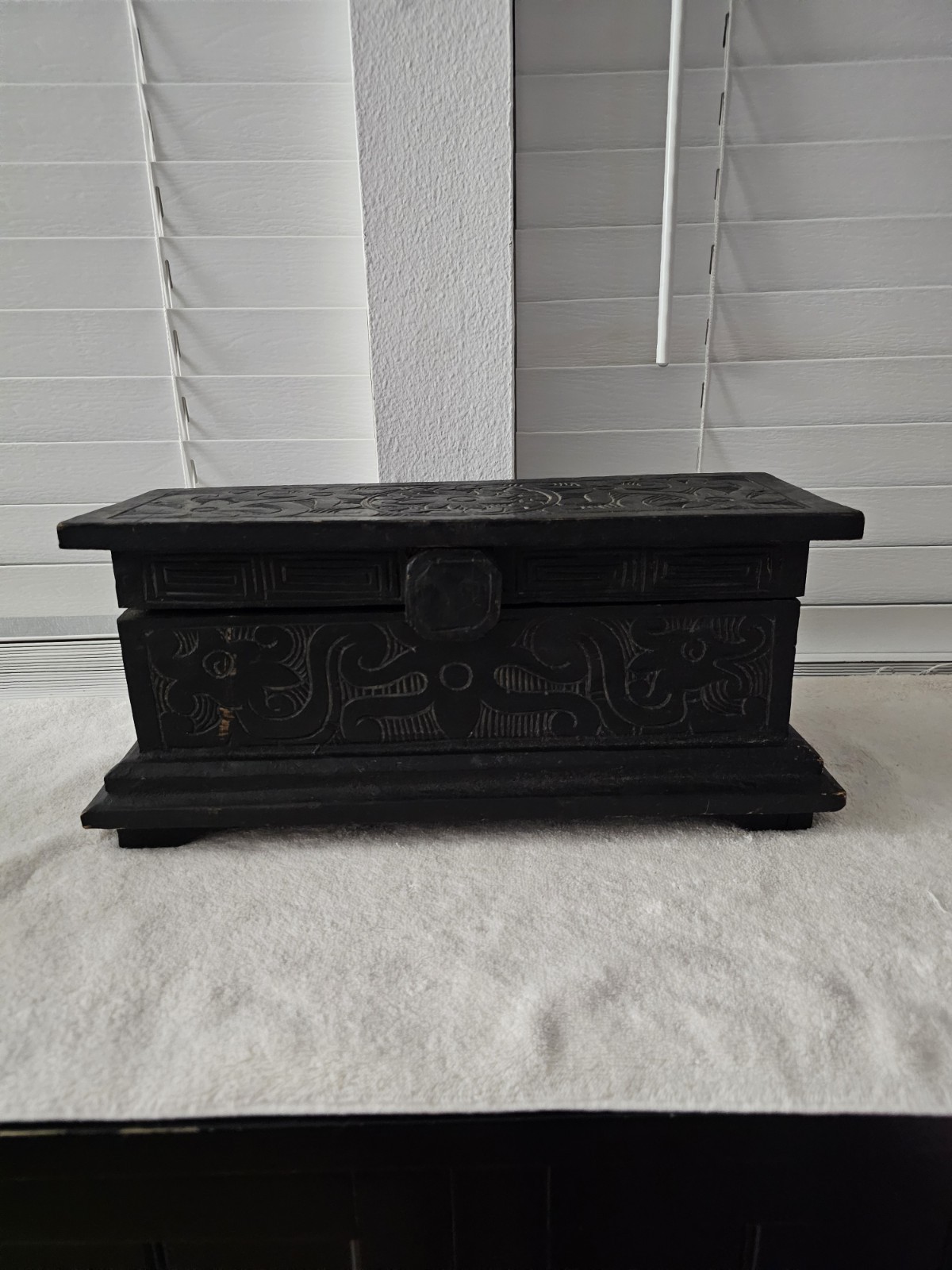 Vintage Hand Carved Wood Storage Box Folk Art Keepsake Trinket Lightweight Vintage Hand Carved Wood Storage Box Folk Art Keepsake Trinket Lightweight